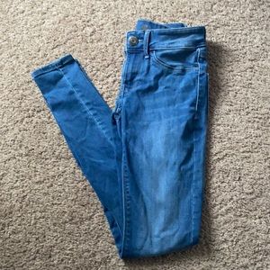 size 1 (juniors) skinny jeans